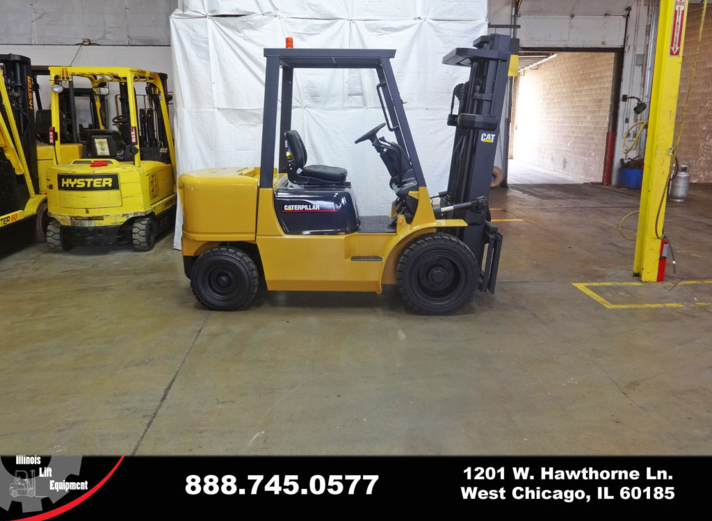  2003 Caterpillar GP30K Forklift on Sale in Ohio