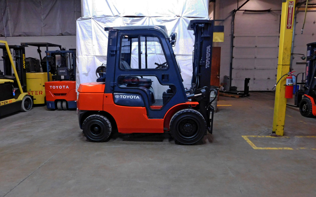  2006 Toyota 7FGU30 Forklift on Sale in Ohio