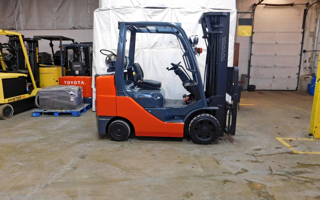 2008 Toyota 8FGCU32 Forklift on Sale in Ohio