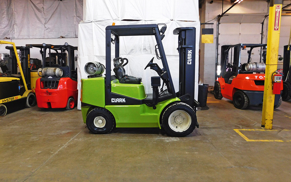  2000 Clark CGP30 Forklift on Sale in Ohio