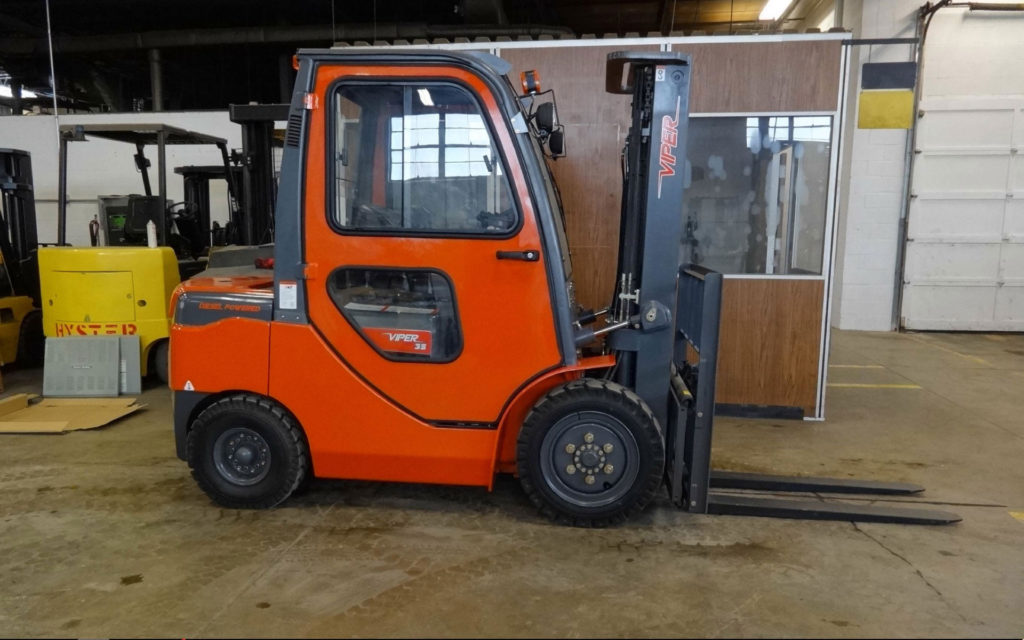  2016 Viper FD35 Full Cab Forklift on Sale in Ohio